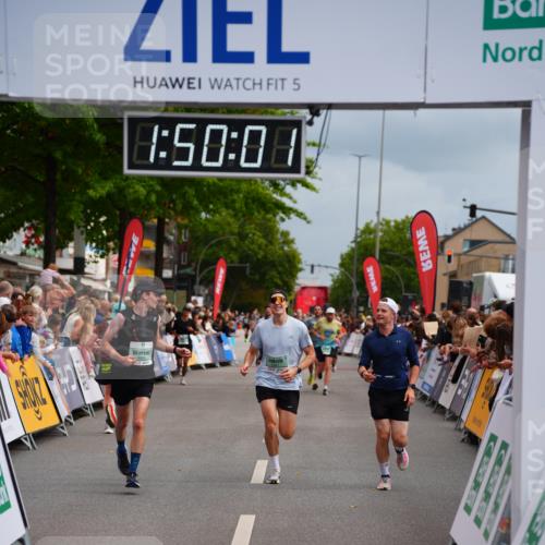 20.09.2026 - PSD Bank Halbmarathon LAZAROV Photography http://msf.ph/oto/10511818 20.09.2026 11:50:01 Ziel 1048, 1241, 2765, 2962, 4278, 4279, 4605 meine-sportfotos.de