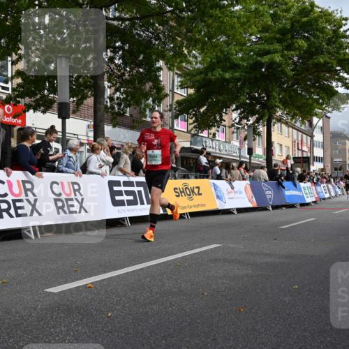 20.09.2026 - PSD Bank Halbmarathon J. Mangold http://msf.ph/oto/10511847 20.09.2026 11:38:38 Ziel 1298, 1483, 1954, 2550, 3188, 3885 meine-sportfotos.de