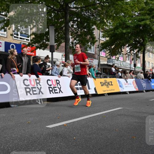 20.09.2026 - PSD Bank Halbmarathon J. Mangold http://msf.ph/oto/10511849 20.09.2026 11:38:38 Ziel 1298, 1483, 1954, 2550, 3188, 3885 meine-sportfotos.de
