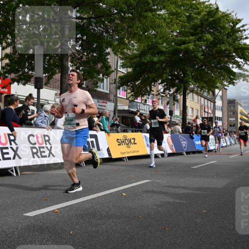 20.09.2026 - PSD Bank Halbmarathon J. Mangold http://msf.ph/oto/10511879 20.09.2026 11:38:43 Ziel 1298, 1483, 1954, 2403, 2550, 3188, 3727, 3885 meine-sportfotos.de