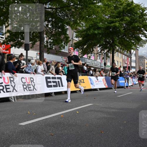 20.09.2026 - PSD Bank Halbmarathon J. Mangold http://msf.ph/oto/10511887 20.09.2026 11:38:44 Ziel 1298, 1316, 1483, 1954, 2403, 2550, 3727, 3885 meine-sportfotos.de
