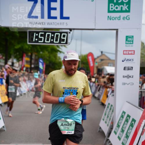 20.09.2026 - PSD Bank Halbmarathon LAZAROV Photography http://msf.ph/oto/10511943 20.09.2026 11:50:09 Ziel 1048, 1236, 1241, 1774, 2890, 3382, 4498, 4605 meine-sportfotos.de