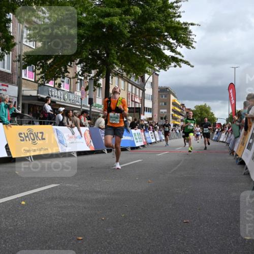 20.09.2026 - PSD Bank Halbmarathon J. Mangold http://msf.ph/oto/10511970 20.09.2026 11:38:49 Ziel 1115, 1298, 1316, 1954, 2403, 2515, 2550, 3727, 3885, 4661 meine-sportfotos.de