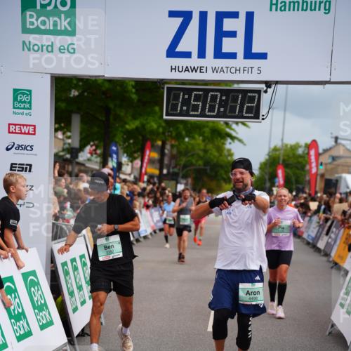20.09.2026 - PSD Bank Halbmarathon LAZAROV Photography http://msf.ph/oto/10511988 20.09.2026 11:50:11 Ziel 1048, 1236, 1241, 1604, 1774, 2890, 3382, 4498, 4605 meine-sportfotos.de