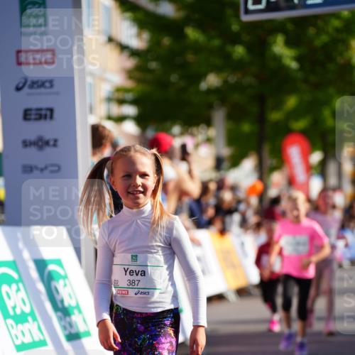 20.09.2026 - PSD Bank Halbmarathon LAZAROV Photography http://msf.ph/oto/10512023 20.09.2026 10:33:13 Laufen 57, 970, 387 meine-sportfotos.de