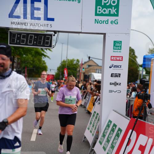 20.09.2026 - PSD Bank Halbmarathon LAZAROV Photography http://msf.ph/oto/10512032 20.09.2026 11:50:13 Ziel 1236, 1602, 1604, 1774, 1814, 1983, 2890, 3382, 4104, 4498 meine-sportfotos.de