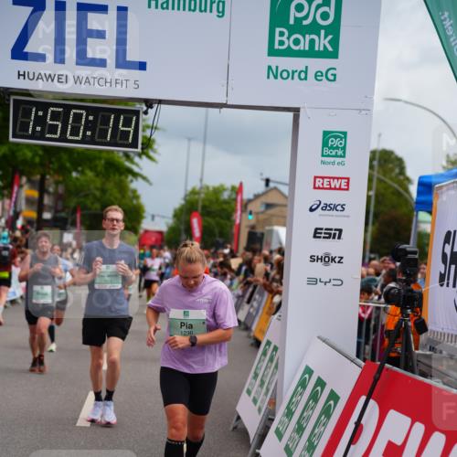 20.09.2026 - PSD Bank Halbmarathon LAZAROV Photography http://msf.ph/oto/10512045 20.09.2026 11:50:13 Ziel 1236, 1602, 1604, 1774, 1814, 1983, 2890, 3382, 4104, 4498 meine-sportfotos.de