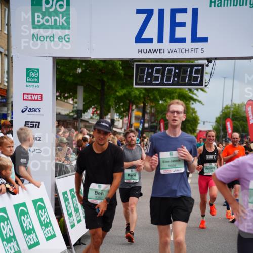 20.09.2026 - PSD Bank Halbmarathon LAZAROV Photography http://msf.ph/oto/10512074 20.09.2026 11:50:15 Ziel 1236, 1537, 1602, 1604, 1774, 1814, 1983, 2890, 3083, 3382, 4104, 4498 meine-sportfotos.de