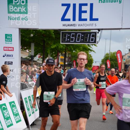 20.09.2026 - PSD Bank Halbmarathon LAZAROV Photography http://msf.ph/oto/10512090 20.09.2026 11:50:15 Ziel 1236, 1537, 1602, 1604, 1774, 1814, 1983, 2890, 3083, 3382, 4104, 4498 meine-sportfotos.de