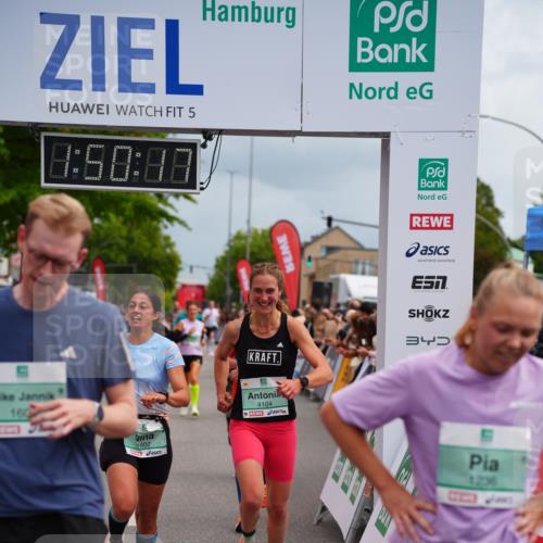 20.09.2026 - PSD Bank Halbmarathon LAZAROV Photography http://msf.ph/oto/10512104 20.09.2026 11:50:16 Ziel 1236, 1309, 1537, 1602, 1604, 1774, 1814, 1983, 2890, 3083, 3382, 4104, 4498 meine-sportfotos.de