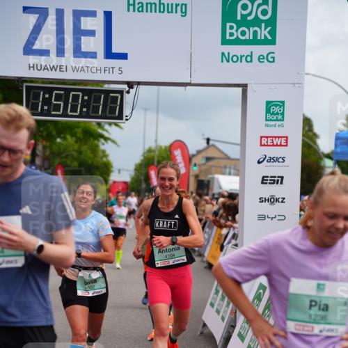 20.09.2026 - PSD Bank Halbmarathon LAZAROV Photography http://msf.ph/oto/10512113 20.09.2026 11:50:16 Ziel 1236, 1309, 1537, 1602, 1604, 1774, 1814, 1983, 2890, 3083, 3382, 4104, 4498 meine-sportfotos.de