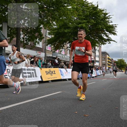 20.09.2026 - PSD Bank Halbmarathon J. Mangold http://msf.ph/oto/10512186 20.09.2026 11:39:25 Ziel 1103, 1656, 1662, 1719, 2649, 2782, 3121, 3919, 4022, 4436 meine-sportfotos.de