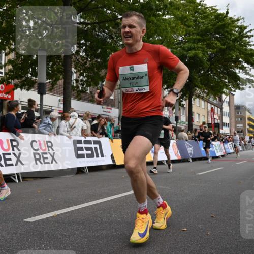 20.09.2026 - PSD Bank Halbmarathon J. Mangold http://msf.ph/oto/10512195 20.09.2026 11:39:25 Ziel 1103, 1656, 1662, 1719, 2649, 2782, 3121, 3919, 4022, 4436 meine-sportfotos.de
