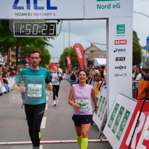 20.09.2026 - PSD Bank Halbmarathon LAZAROV Photography http://msf.ph/oto/10512207 20.09.2026 11:50:22 Ziel 1309, 1537, 1602, 1604, 1814, 1983, 2371, 3083, 3513, 3576, 4104, 4660 meine-sportfotos.de