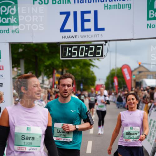 20.09.2026 - PSD Bank Halbmarathon LAZAROV Photography http://msf.ph/oto/10512223 20.09.2026 11:50:23 Ziel 1309, 1537, 1602, 1814, 1983, 2371, 2627, 3083, 3513, 3576, 4104, 4660 meine-sportfotos.de