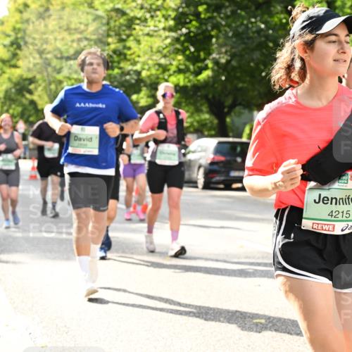20.09.2026 - PSD Bank Halbmarathon Dr. Thomas Lammeyer http://msf.ph/oto/10512228 20.09.2026 11:07:48 Laufen 4215, 4214 meine-sportfotos.de