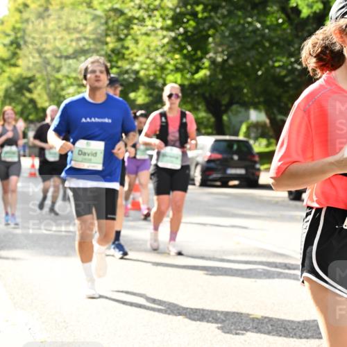 20.09.2026 - PSD Bank Halbmarathon Dr. Thomas Lammeyer http://msf.ph/oto/10512232 20.09.2026 11:07:48 Laufen 4215 meine-sportfotos.de