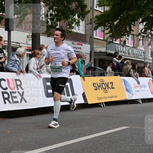 20.09.2026 - PSD Bank Halbmarathon J. Mangold http://msf.ph/oto/10512233 20.09.2026 11:39:34 Ziel 1656, 1662, 3919 meine-sportfotos.de