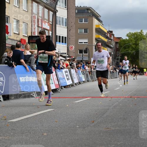 20.09.2026 - PSD Bank Halbmarathon J. Mangold http://msf.ph/oto/10512243 20.09.2026 11:39:44 Ziel 1841, 4107, 4293 meine-sportfotos.de