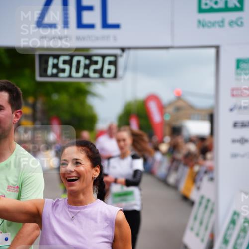 20.09.2026 - PSD Bank Halbmarathon LAZAROV Photography http://msf.ph/oto/10512248 20.09.2026 11:50:25 Ziel 1309, 1537, 1902, 1983, 2371, 2627, 3083, 3513, 3576, 3961, 4660 meine-sportfotos.de