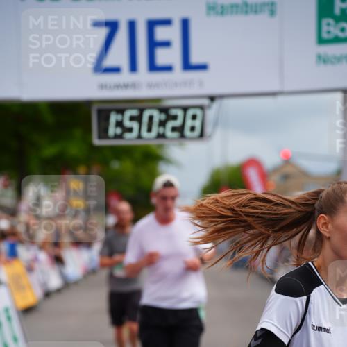 20.09.2026 - PSD Bank Halbmarathon LAZAROV Photography http://msf.ph/oto/10512304 20.09.2026 11:50:27 Ziel 1309, 1902, 2258, 2371, 2627, 3083, 3513, 3576, 3961, 4660 meine-sportfotos.de