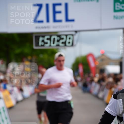20.09.2026 - PSD Bank Halbmarathon LAZAROV Photography http://msf.ph/oto/10512317 20.09.2026 11:50:27 Ziel 1309, 1902, 2258, 2371, 2627, 3083, 3513, 3576, 3961, 4660 meine-sportfotos.de