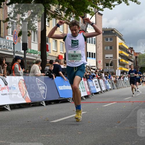 20.09.2026 - PSD Bank Halbmarathon J. Mangold http://msf.ph/oto/10512326 20.09.2026 11:39:50 Ziel 1841, 2387, 3596, 4107, 4198, 4293 meine-sportfotos.de