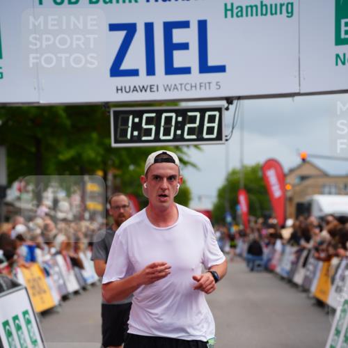 20.09.2026 - PSD Bank Halbmarathon LAZAROV Photography http://msf.ph/oto/10512331 20.09.2026 11:50:28 Ziel 1309, 1902, 2258, 2371, 2627, 3513, 3576, 3961, 4660 meine-sportfotos.de