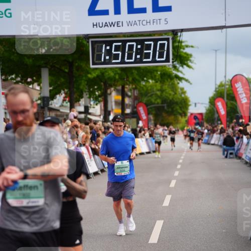 20.09.2026 - PSD Bank Halbmarathon LAZAROV Photography http://msf.ph/oto/10512361 20.09.2026 11:50:30 Ziel 1902, 2258, 2627, 3513, 3576, 3961, 4660 meine-sportfotos.de