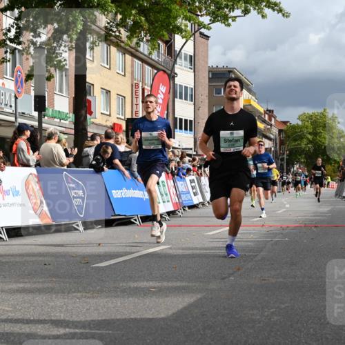 20.09.2026 - PSD Bank Halbmarathon J. Mangold http://msf.ph/oto/10512372 20.09.2026 11:39:53 Ziel 2387, 3596, 3605, 4107, 4198, 4293, 4313, 4506, 4697 meine-sportfotos.de
