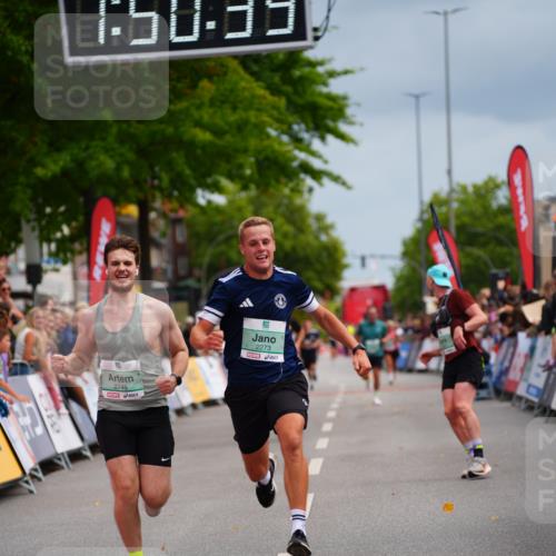 20.09.2026 - PSD Bank Halbmarathon LAZAROV Photography http://msf.ph/oto/10512460 20.09.2026 11:50:39 Ziel 2258, 2273, 2745 meine-sportfotos.de