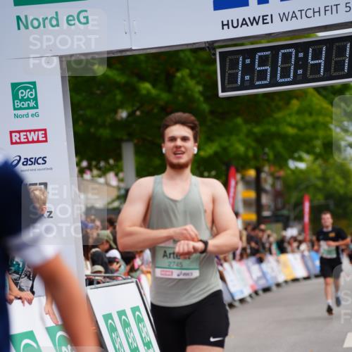 20.09.2026 - PSD Bank Halbmarathon LAZAROV Photography http://msf.ph/oto/10512504 20.09.2026 11:50:40 Ziel 2273, 2304, 2745 meine-sportfotos.de