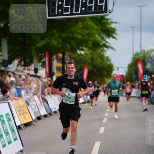 20.09.2026 - PSD Bank Halbmarathon LAZAROV Photography http://msf.ph/oto/10512580 20.09.2026 11:50:44 Ziel 1763, 2273, 2304, 2745 meine-sportfotos.de