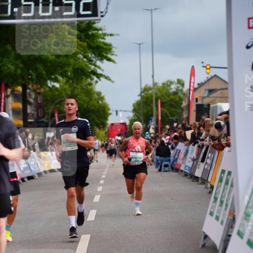 20.09.2026 - PSD Bank Halbmarathon LAZAROV Photography http://msf.ph/oto/10512698 20.09.2026 11:50:51 Ziel 1763, 2304, 3323, 3356, 3858, 4535 meine-sportfotos.de