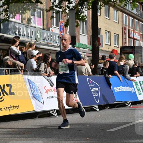 20.09.2026 - PSD Bank Halbmarathon J. Mangold http://msf.ph/oto/10512737 20.09.2026 11:40:19 Ziel 1582, 2657, 3544, 4275 meine-sportfotos.de