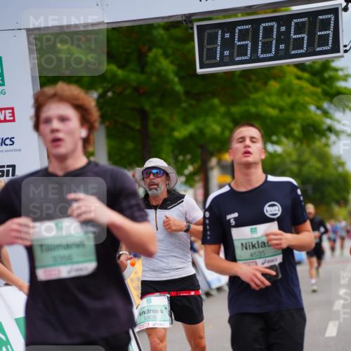 20.09.2026 - PSD Bank Halbmarathon LAZAROV Photography http://msf.ph/oto/10512744 20.09.2026 11:50:53 Ziel 1763, 3323, 3356, 3858, 4535 meine-sportfotos.de