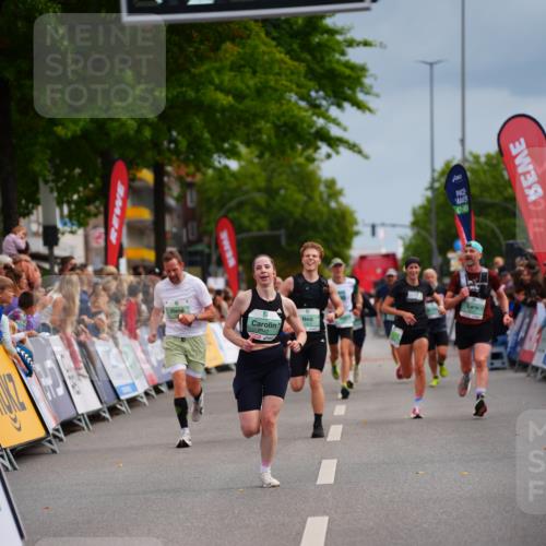 20.09.2026 - PSD Bank Halbmarathon LAZAROV Photography http://msf.ph/oto/10512878 20.09.2026 11:51:02 Ziel 1003, 2942, 3473, 3858 meine-sportfotos.de