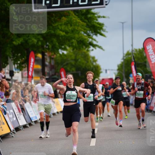 20.09.2026 - PSD Bank Halbmarathon LAZAROV Photography http://msf.ph/oto/10512887 20.09.2026 11:51:03 Ziel 1003, 2249, 2942, 2957, 3473 meine-sportfotos.de