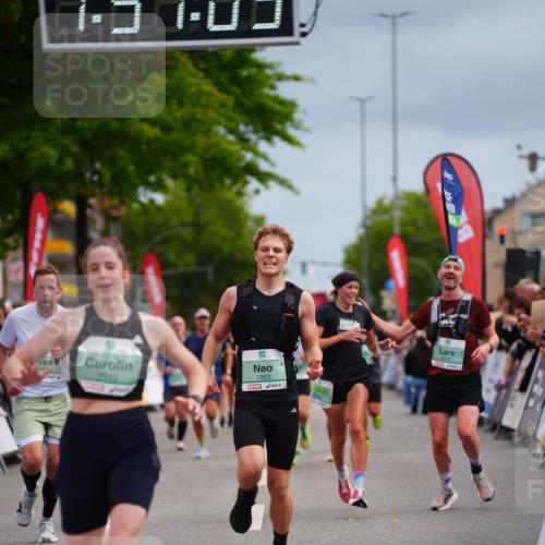 20.09.2026 - PSD Bank Halbmarathon LAZAROV Photography http://msf.ph/oto/10512961 20.09.2026 11:51:04 Ziel 1003, 2249, 2942, 2957, 3473, 4101 meine-sportfotos.de