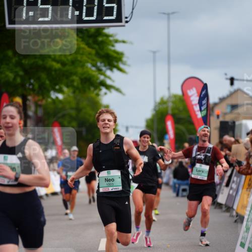 20.09.2026 - PSD Bank Halbmarathon LAZAROV Photography http://msf.ph/oto/10512977 20.09.2026 11:51:04 Ziel 1003, 2249, 2942, 2957, 3473, 4101 meine-sportfotos.de