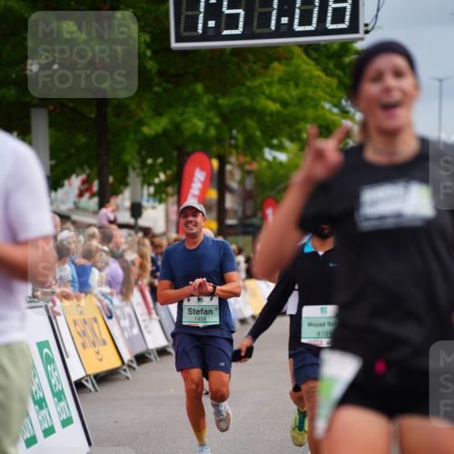 20.09.2026 - PSD Bank Halbmarathon LAZAROV Photography http://msf.ph/oto/10513053 20.09.2026 11:51:08 Ziel 1003, 1459, 2249, 2942, 2957, 3473, 3917, 4101, 4314, 4772 meine-sportfotos.de