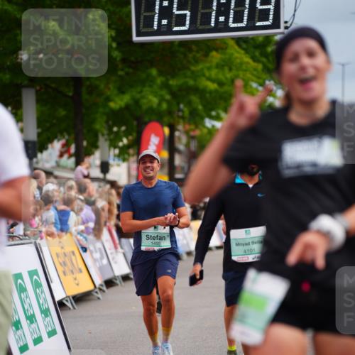 20.09.2026 - PSD Bank Halbmarathon LAZAROV Photography http://msf.ph/oto/10513060 20.09.2026 11:51:08 Ziel 1003, 1459, 2249, 2942, 2957, 3473, 3917, 4101, 4314, 4772 meine-sportfotos.de
