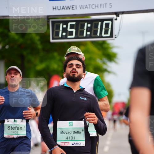 20.09.2026 - PSD Bank Halbmarathon LAZAROV Photography http://msf.ph/oto/10513109 20.09.2026 11:51:10 Ziel 1003, 1459, 1625, 2249, 2942, 2957, 3917, 4101, 4314, 4772 meine-sportfotos.de