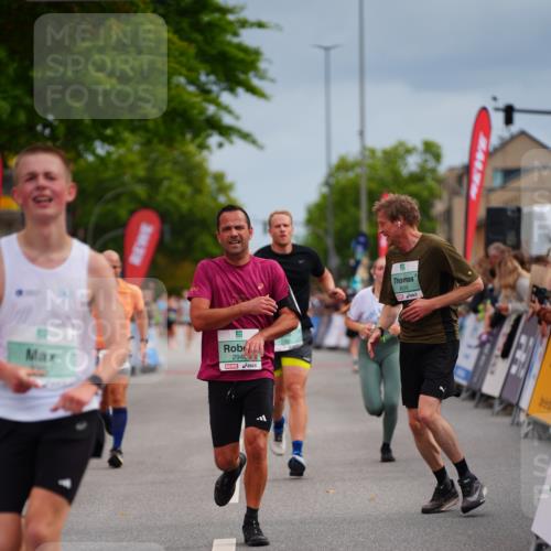 20.09.2026 - PSD Bank Halbmarathon LAZAROV Photography http://msf.ph/oto/10513240 20.09.2026 11:51:21 Ziel 1006, 1625, 2949, 3972, 3997, 4231, 4594, 4595 meine-sportfotos.de