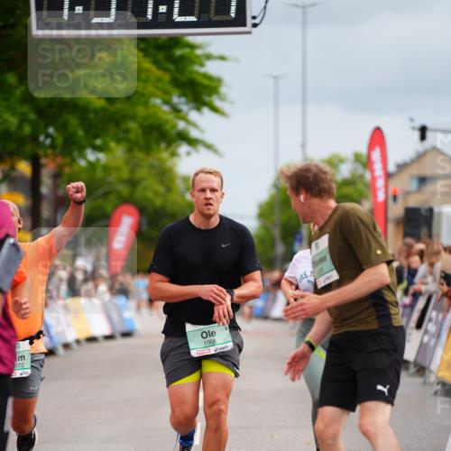 20.09.2026 - PSD Bank Halbmarathon LAZAROV Photography http://msf.ph/oto/10513308 20.09.2026 11:51:24 Ziel 1006, 2949, 3972, 3997, 4231, 4594, 4595 meine-sportfotos.de
