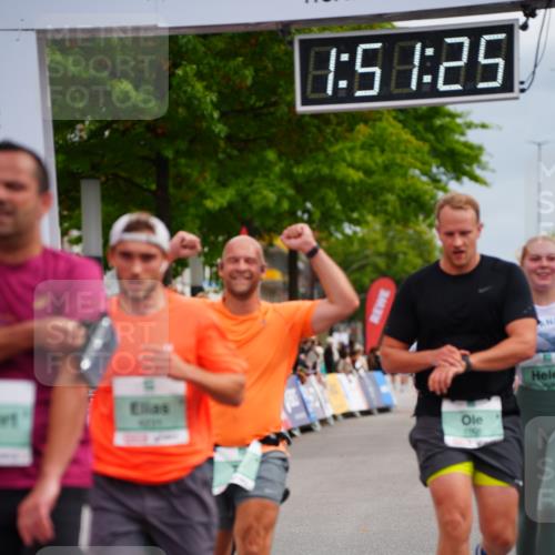20.09.2026 - PSD Bank Halbmarathon LAZAROV Photography http://msf.ph/oto/10513329 20.09.2026 11:51:25 Ziel 1006, 2949, 3972, 3997, 4231, 4594, 4595 meine-sportfotos.de