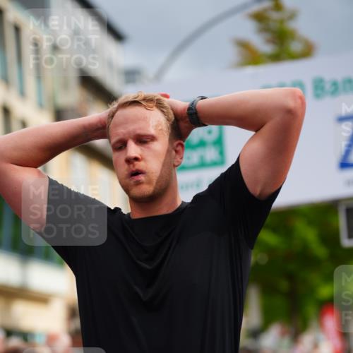 20.09.2026 - PSD Bank Halbmarathon LAZAROV Photography http://msf.ph/oto/10513410 20.09.2026 11:51:30 Ziel 1006, 2949, 3972, 3997, 4231, 4594, 4595 meine-sportfotos.de