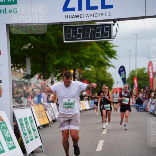 20.09.2026 - PSD Bank Halbmarathon LAZAROV Photography http://msf.ph/oto/10513484 20.09.2026 11:51:35 Ziel 2458, 3866 meine-sportfotos.de