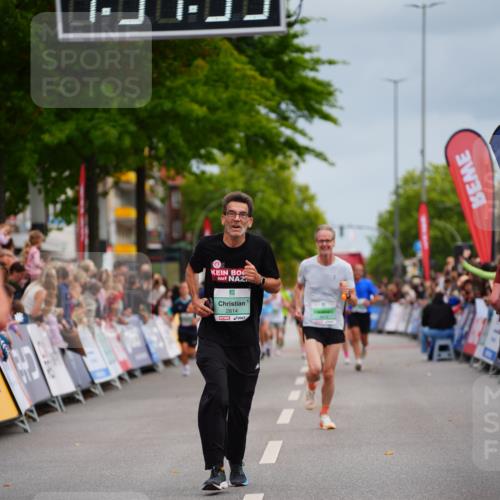 20.09.2026 - PSD Bank Halbmarathon LAZAROV Photography http://msf.ph/oto/10513524 20.09.2026 11:51:38 Ziel 2458, 2814, 3866, 4618 meine-sportfotos.de