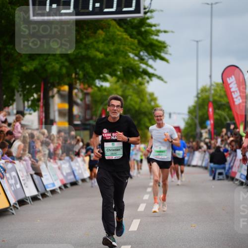 20.09.2026 - PSD Bank Halbmarathon LAZAROV Photography http://msf.ph/oto/10513532 20.09.2026 11:51:38 Ziel 2458, 2814, 3866, 4618 meine-sportfotos.de